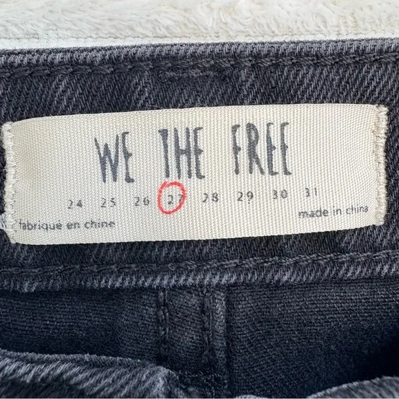 Free People WE THE FREE Black Denim Mini Skirt Full Front Zip Size 27 Raw Hem - Picture 3 of 6